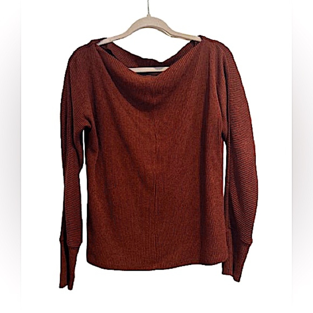 Bobeau Boatneck/Off the Shoulder Ribbed Long Sleeve Top in Rust, Size S
